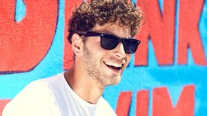 Aamu vain 24.95€ € Blehat.comista