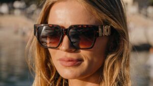 Aras vain 29.95€ € Blehat.comista