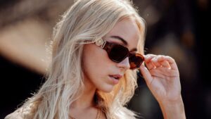 Awil vain 29.95€ € Blehat.comista