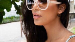 Christi vain 29.95€ € Blehat.comista