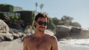 Enzo vain 29.95€ € Blehat.comista