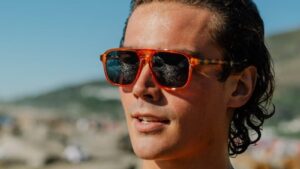 Leoni vain 24.95€ € Blehat.comista