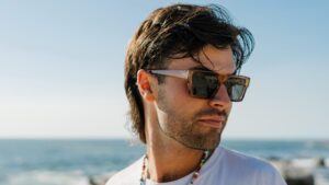 Lou vain 24.95€ € Blehat.comista