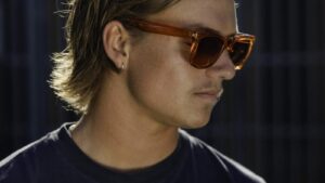 Noor vain 24.95€ € Blehat.comista